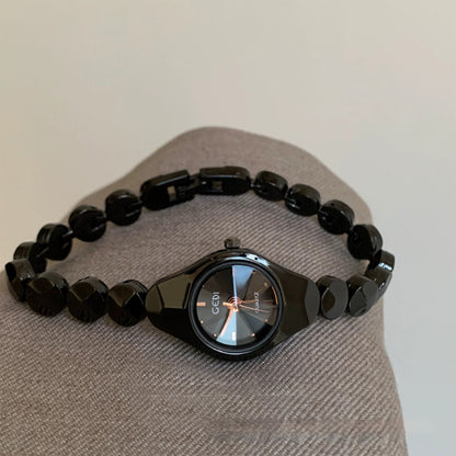 Montre élégante et minimaliste