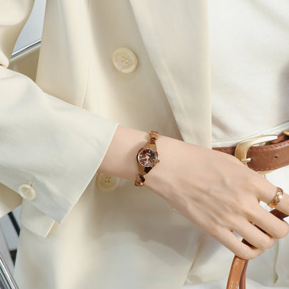 Montre élégante et minimaliste